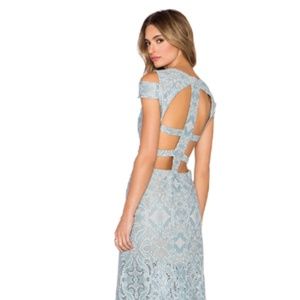 BCBGMAXAZRIA Ava Cut Out Gown - Frost Blue
